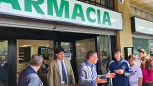 Monza nuova farmacia via Luca della Robbia Farmacom